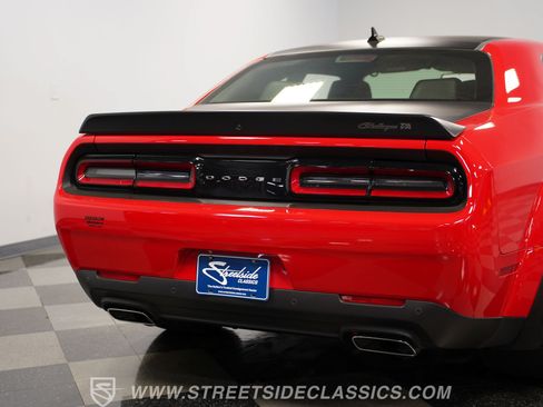 Used 2022 Dodge Challenger R/T Scat Pack RWD image 27