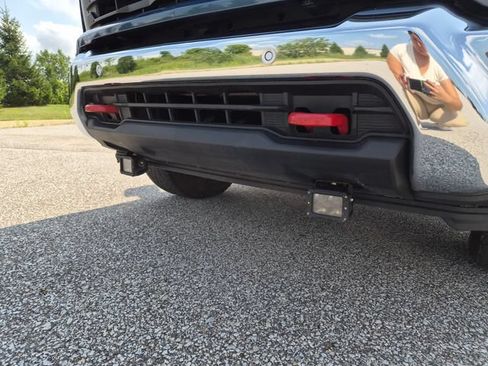 Used 2025 Chevrolet Silverado 2500 LT w/ All Star Edition AWD/4WD image 11