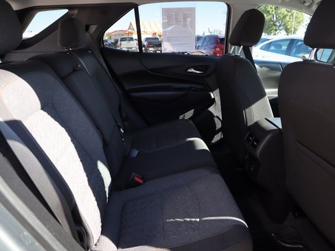 Used 2024 Chevrolet Equinox LT image 13