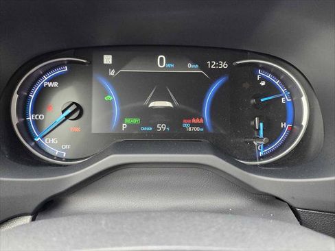 Used 2025 Toyota RAV4 LE AWD/4WD image 23