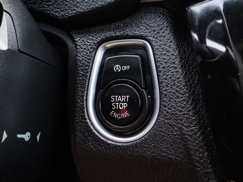 Used 2018 BMW 330i Sedan image 12