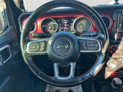 Used 2022 Jeep Wrangler Unlimited Rubicon w/ Xtreme Recon 35" Tire Package image 19