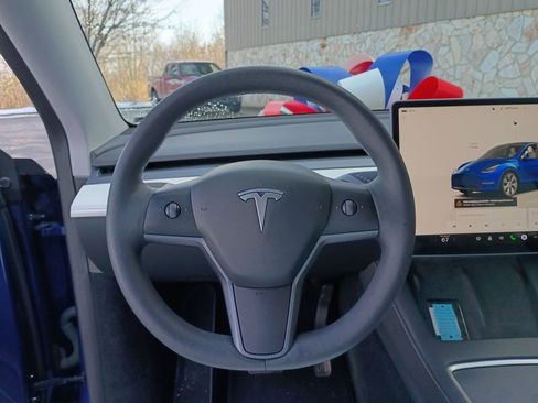 Used 2023 Tesla Model Y Long Range image 14