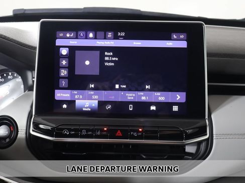 Used 2023 Jeep Compass Limited AWD/4WD image 5