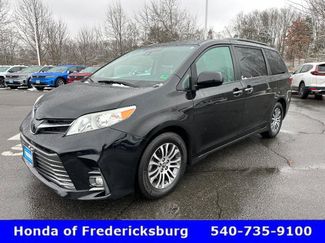 Used 2020 Toyota Sienna XLE video 2