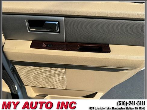 Used 2011 Ford Expedition XLT w/ 202A Rapid Spec Order Code AWD/4WD image 34