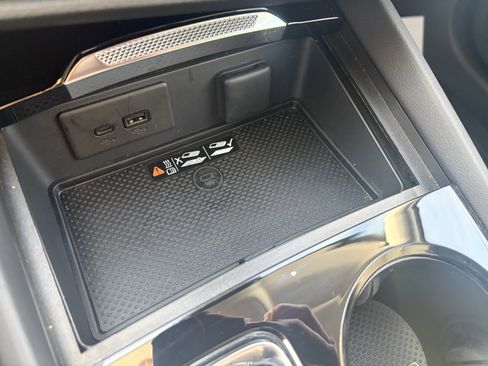 Used 2025 Buick Envision Preferred image 14