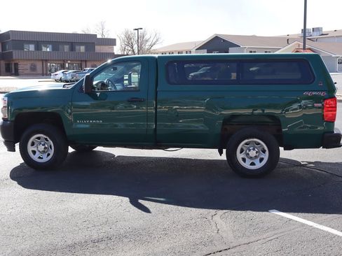 Used 2017 Chevrolet Silverado 1500 W/T w/ Trailering Package image 9