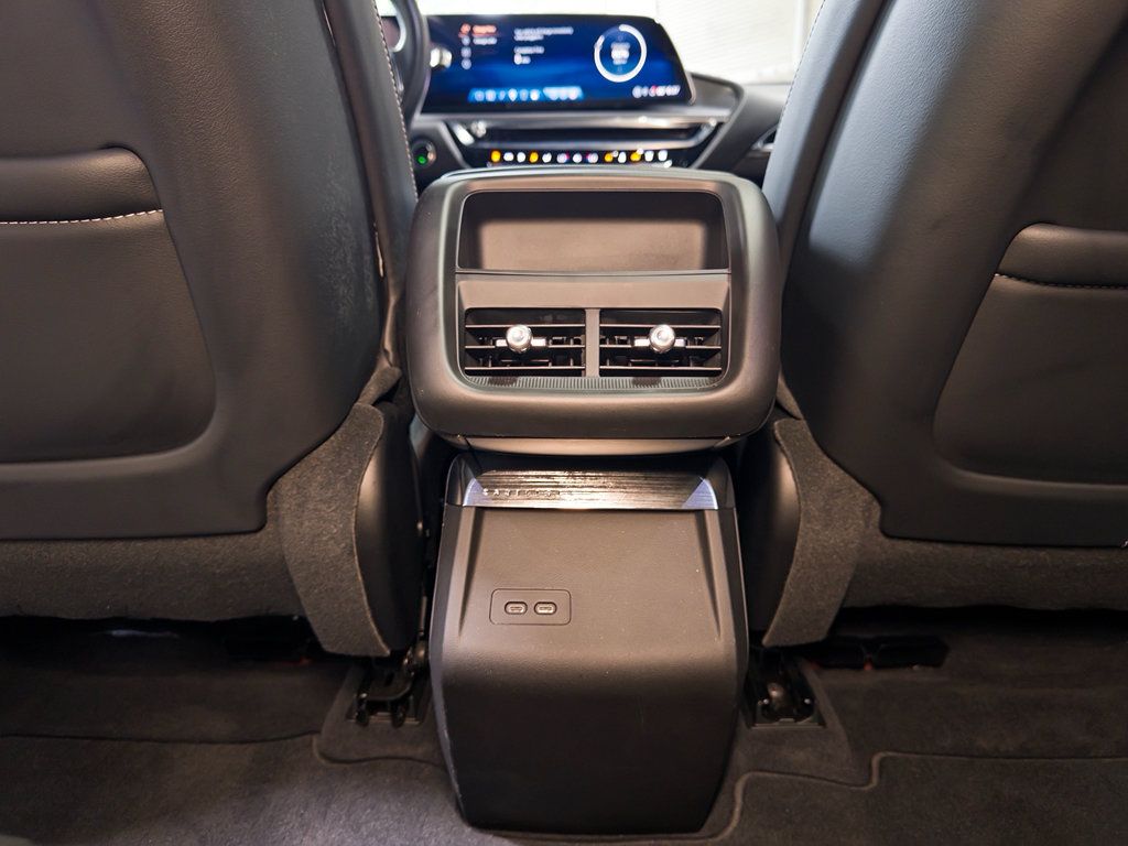 Used 2024 Cadillac Lyriq Tech RWD image 22