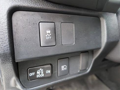 Used 2021 Toyota Tacoma SR image 16