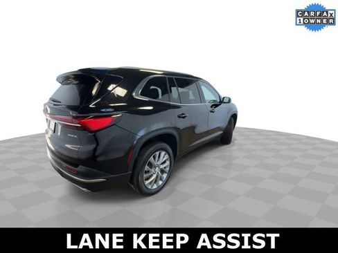 Certified 2025 Buick Enclave Preferred image 8