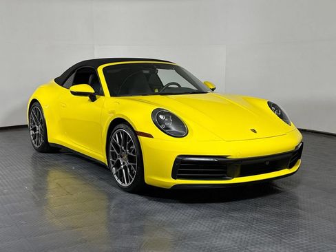 Used 2021 Porsche 911 Carrera RWD image 9