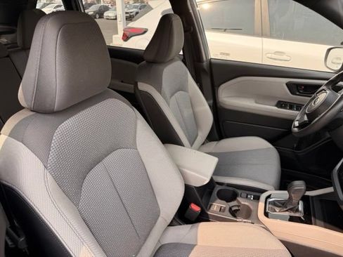 Certified 2025 Subaru Forester Premium w/ Convenience Package #1 AWD/4WD image 19