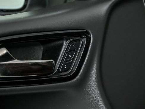 Used 2021 Dodge Durango SRT w/ Premium Interior Group AWD/4WD image 16