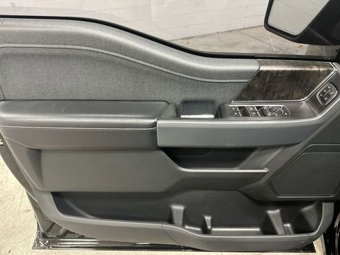 Used 2021 Ford F150 Lariat image 17