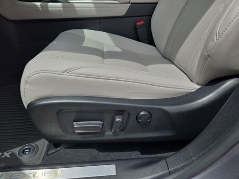 Used 2022 Lexus RX 350 FWD w/ Premium Package image 17