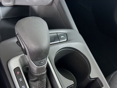 Used 2025 Chevrolet Trax LS image 24