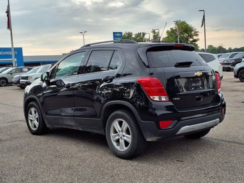 Used 2017 Chevrolet Trax LT FWD image 6