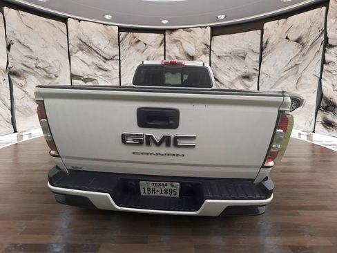 Used 2022 GMC Canyon Elevation w/ Trailering Package RWD image 3