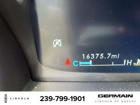 Used 2023 Lincoln Aviator Reserve w/ Equipment Group 201A RWD image 22