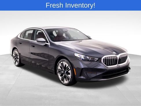 Certified 2026 BMW 540i xDrive AWD/4WD image 7