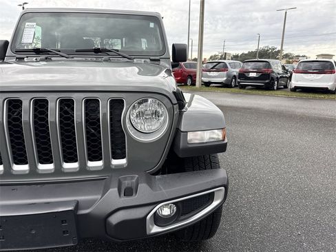 Used 2023 Jeep Gladiator Overland image 7