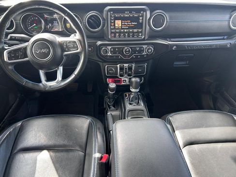 Used 2022 Jeep Wrangler Unlimited Rubicon 4xe w/ Cold Weather Group image 10