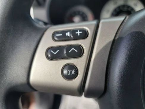 Used 2014 Toyota FJ Cruiser 4WD w/ Convenience Package image 31