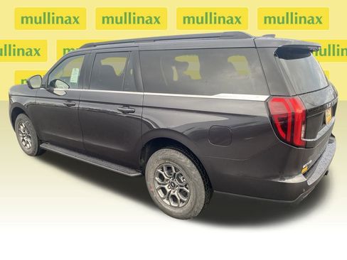 New 2025 Ford Expedition Max Active AWD/4WD image 6