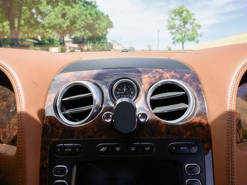 Used 2009 Bentley Continental GTC AWD/4WD image 60
