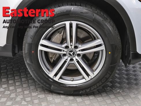 Used 2020 Mercedes-Benz GLC 300 4MATIC image 33