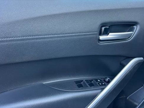 Certified 2022 Toyota Corolla Cross XLE w/ Convenience Package image 12