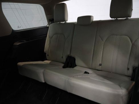 Used 2018 Ford Expedition Platinum AWD/4WD image 15