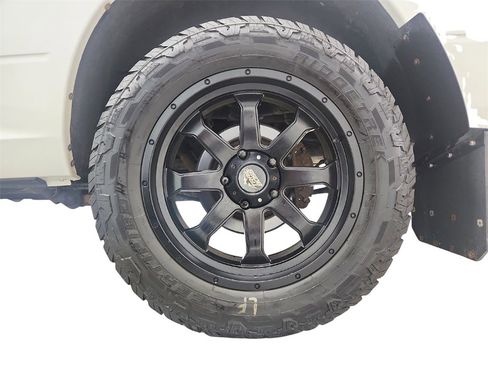 Used 2018 RAM 1500 Sport image 33