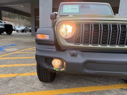 New 2026 Jeep Wrangler Sport S image 10