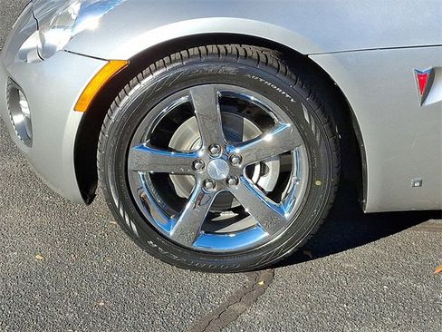 Used 2008 Pontiac Solstice GXP w/ Premium Package image 8