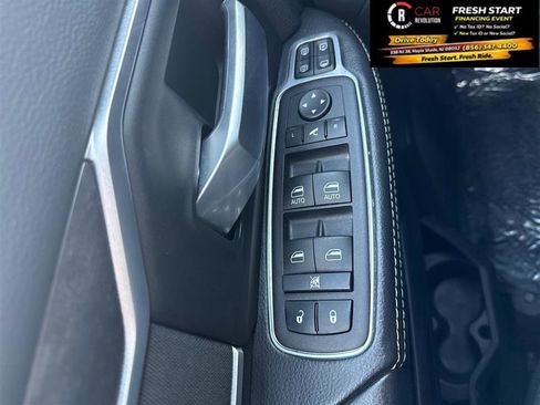 Used 2024 RAM 2500 Big Horn image 34