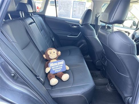 Used 2023 Toyota RAV4 XLE Premium image 25