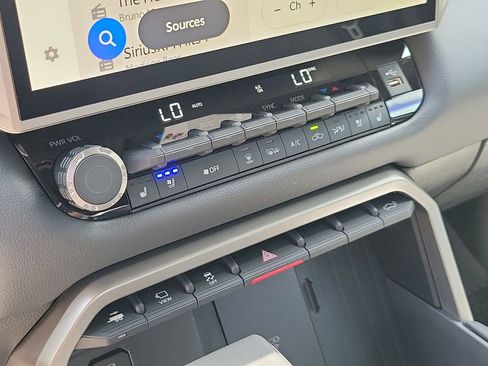 New 2026 Toyota Tundra Limited AWD/4WD image 25