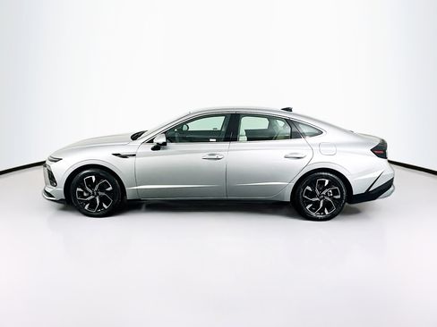 Used 2025 Hyundai Sonata SEL image 4