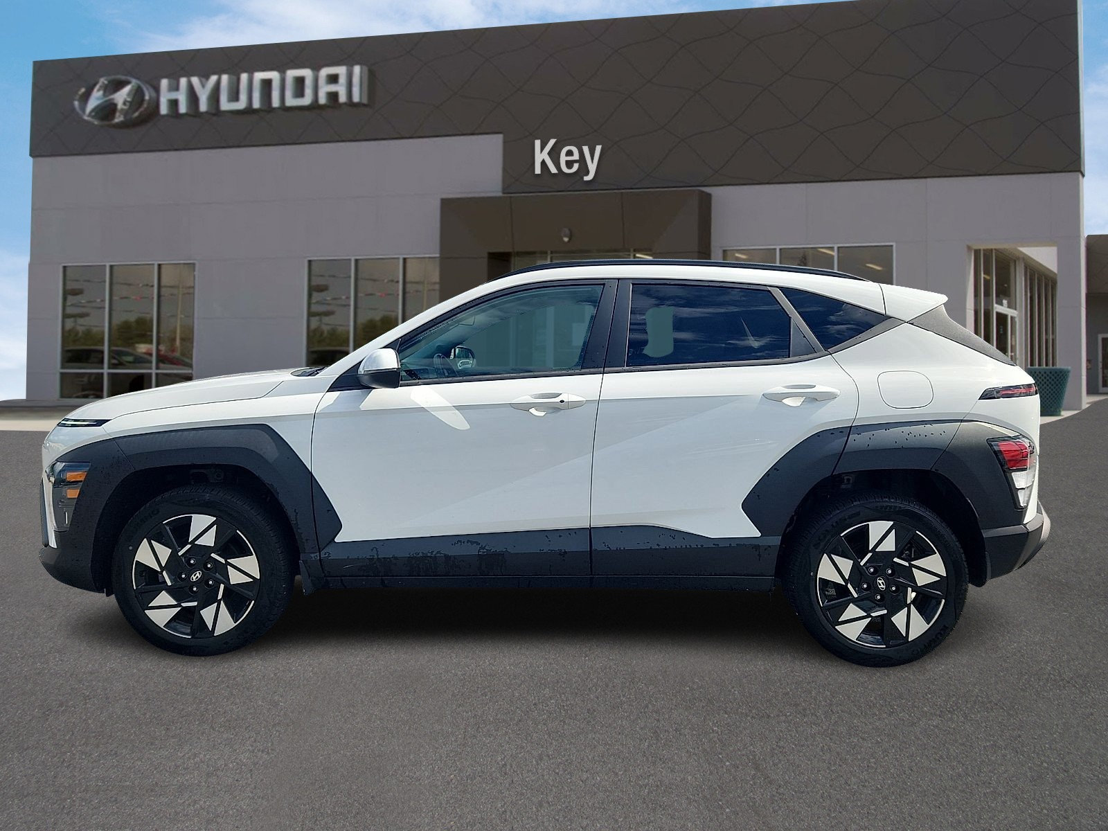 Certified 2024 Hyundai Kona SEL AWD/4WD image 5