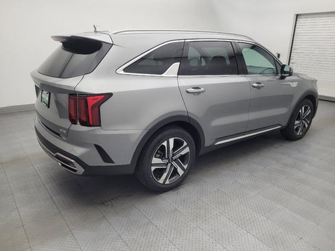 Used 2023 Kia Sorento EX w/ Panoramic Sunroof Package AWD/4WD image 10