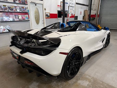 Used 2022 McLaren 720S Performance image 5