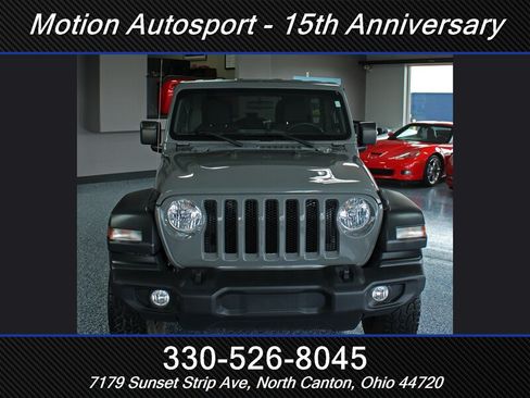 Used 2018 Jeep Wrangler Unlimited Sport AWD/4WD image 4