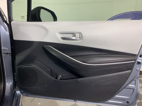 Used 2024 Toyota Corolla SE w/ SE Premium Package image 37