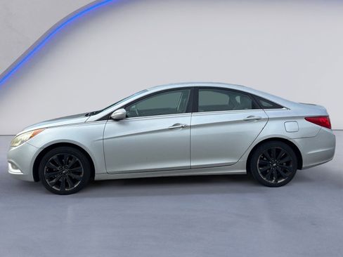 Used 2011 Hyundai Sonata SE FWD image 3