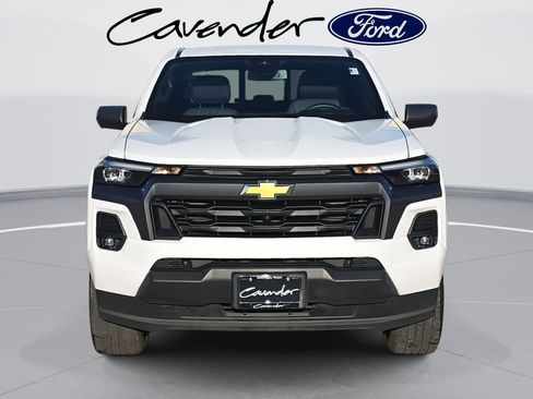 Used 2024 Chevrolet Colorado LT w/ LT Convenience Package III image 2