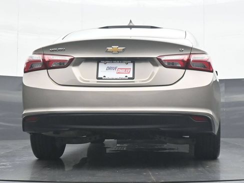 Used 2022 Chevrolet Malibu LT FWD image 29