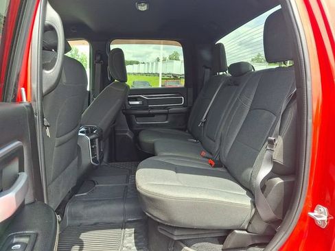 Used 2019 RAM 2500 Big Horn w/ Night Edition AWD/4WD image 10