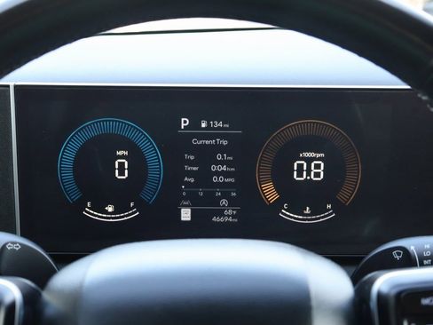 Used 2024 Hyundai Santa Fe SE image 31